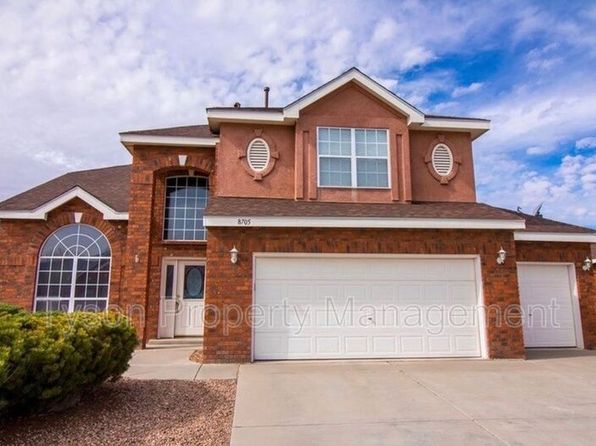 8705 Silvercrest Ct NW