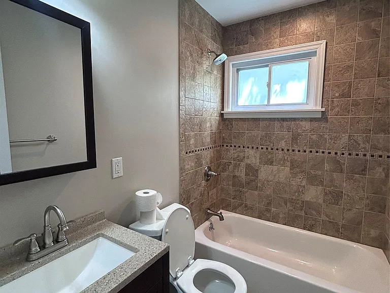 21A Thorney Ave — Photo 5