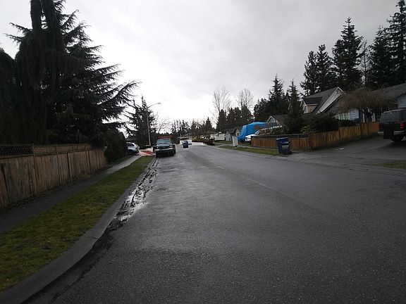 4th image of 12229 41st Ave NE