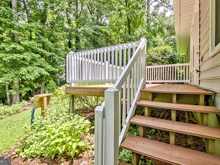 413 Deergrass Trl — Photo 29