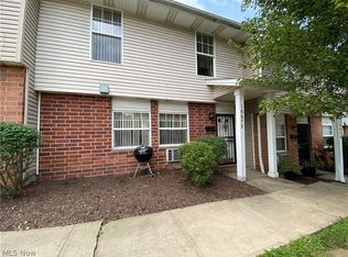 16678 Concept Dr #D, Cleveland, OH 44128
