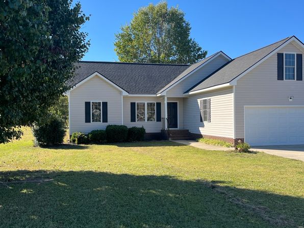 93 Springfield Ln