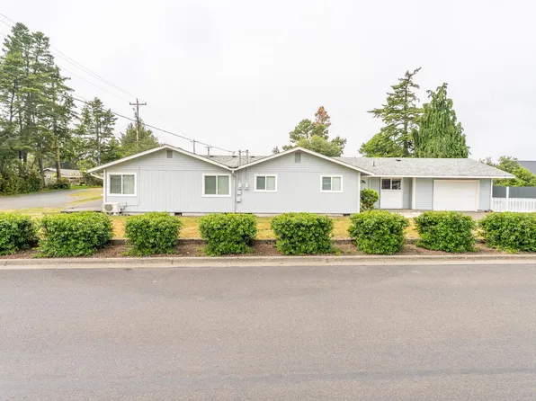 2025 Pine St, Florence, OR 97439