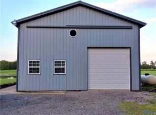 8559 Ashpacher Rd, Defiance, OH 43512