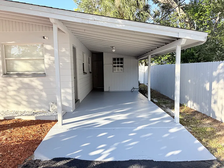 403 S Orion Ave — Photo 13
