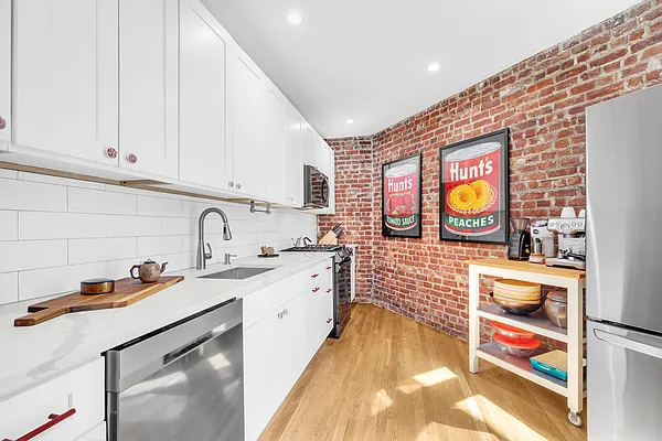 Sold by Compass | media 49