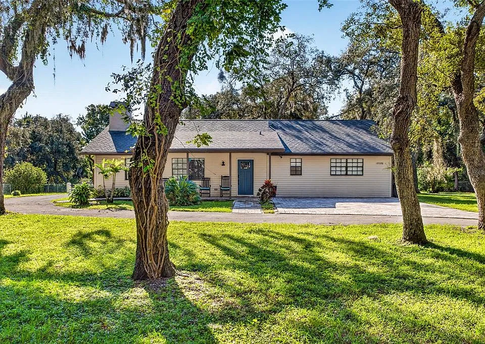 10326 Osceola Dr