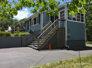 33 Robinwood Rd, Buzzards Bay, MA 02532