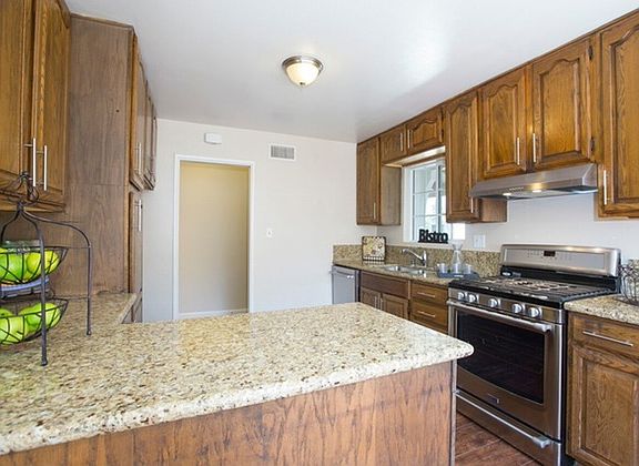 2nd image of 7212 Peter Pan Ave