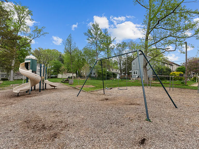 Greenbelt Properties — Photo 35