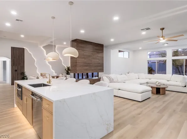 5719 Heather Breeze Ct, Las Vegas, NV 89141