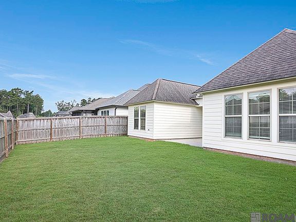 4th image of 10394 Belle Isle Dr