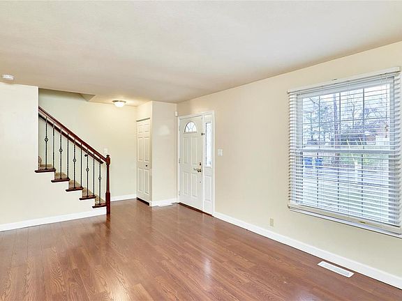 2nd image of 1785 Susan Dr