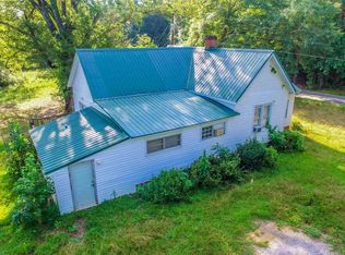 1329 Standing Rock Rd, Senoia, GA 30276