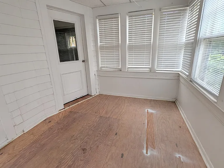 85 Hubinger St #22 — Photo 12