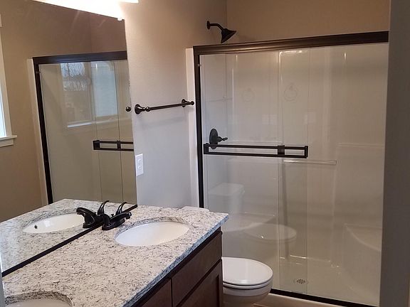 4th image of 7659 NE 31st Cir #1