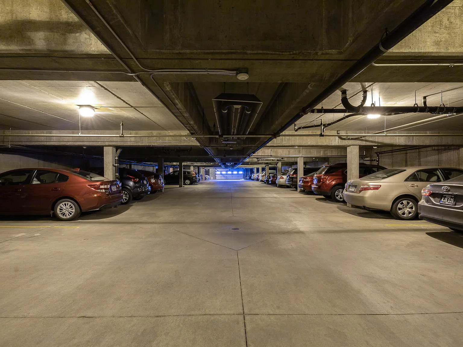 2 bed, 923 sqft, $1,095 — Photo 4