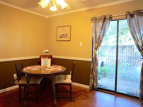 5th image of 1902 Dartmouth St APT P3