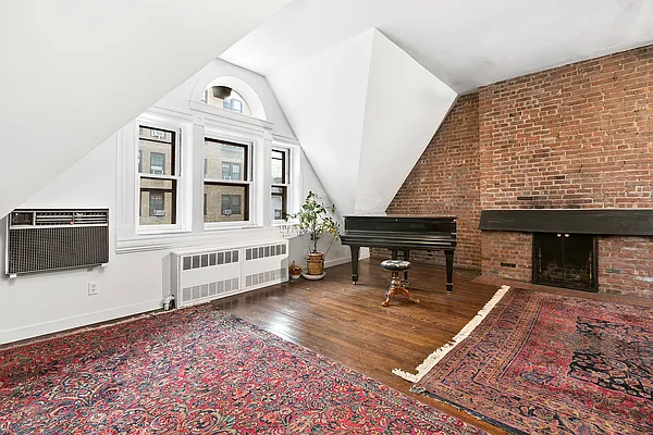 Sold by Compass | media 27