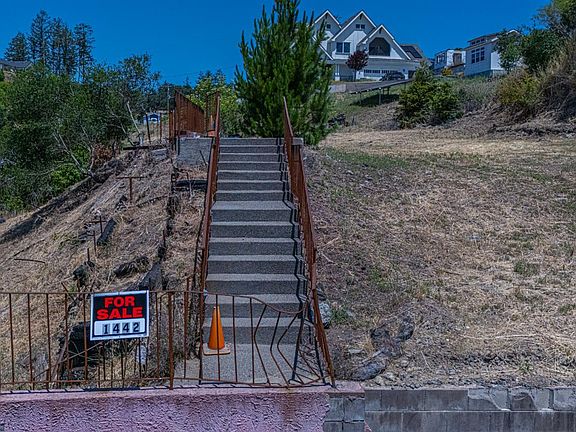2nd image of 1442 Michele Way