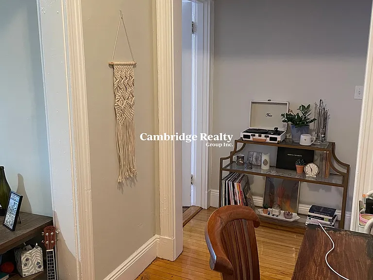 33 Highgate St #6T — Photo 7