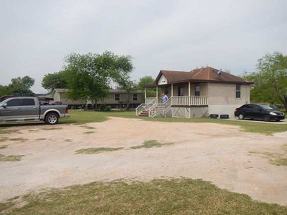 3rd image of 12904 E Hwy 107