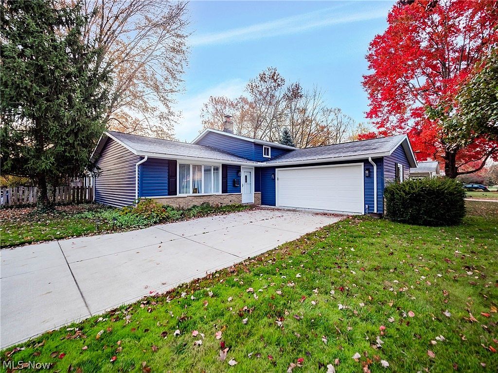 8439 Brentwood Dr, Olmsted Falls, OH 44138 Zillow