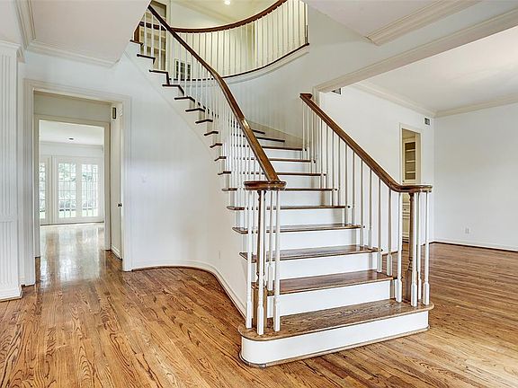 5th image of 5065 Fieldwood Dr