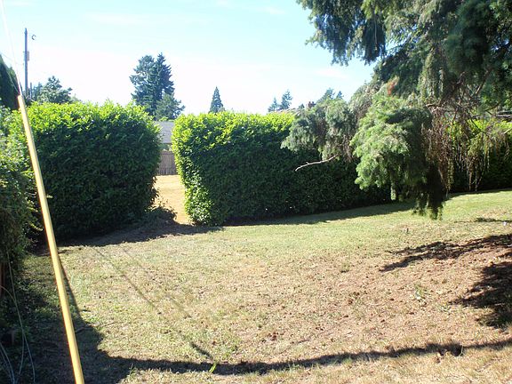 4th image of 4005 E Evergreen Blvd