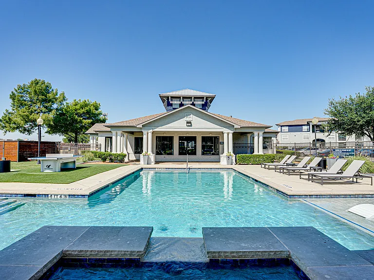 Highland Luxury Living — Photo 1