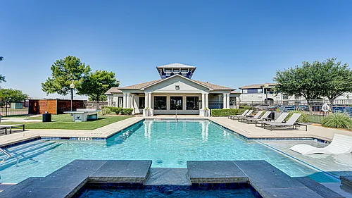 Highland Luxury Living Photo 1