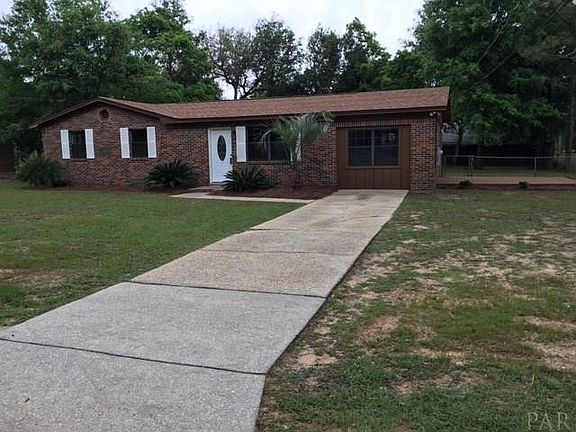 3rd image of 2031 Fairchild St