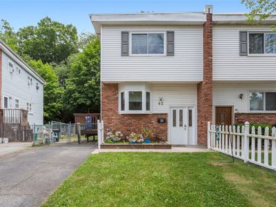 42 Lonergan Drive, Suffern, NY, 10901
