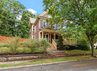 192 Wentworth Ave, Lowell, MA 01852