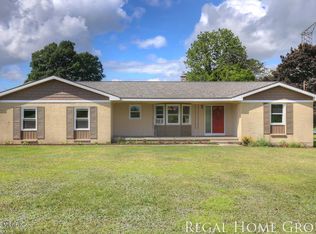 11865 8th Ave NW, Grand Rapids, MI 49534