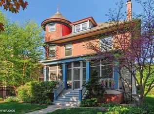 807 N Kenilworth Ave, Oak Park, IL 60302