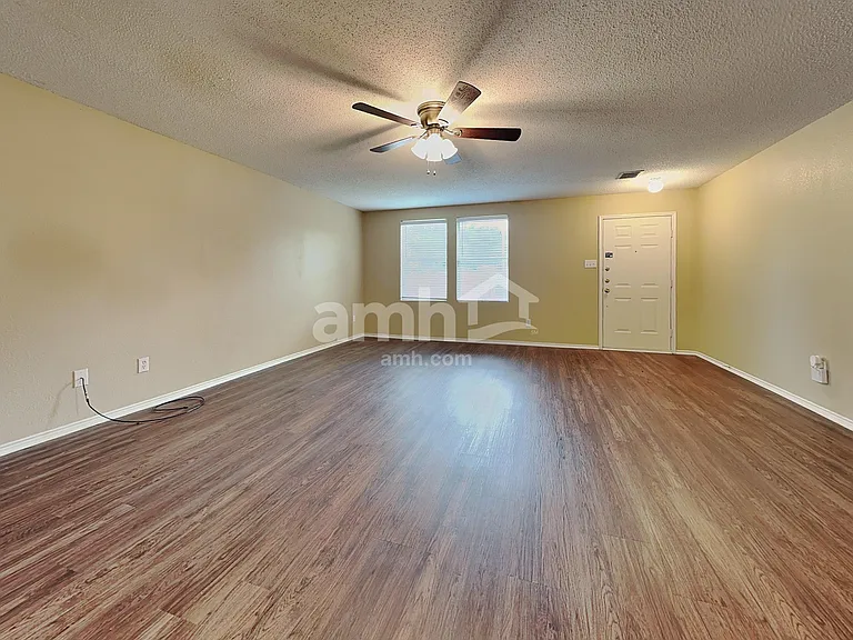 5200 Emmeryville Ln — Photo 6