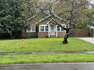 1804 S Lakeshore Dr, Lake Village, AR 71653