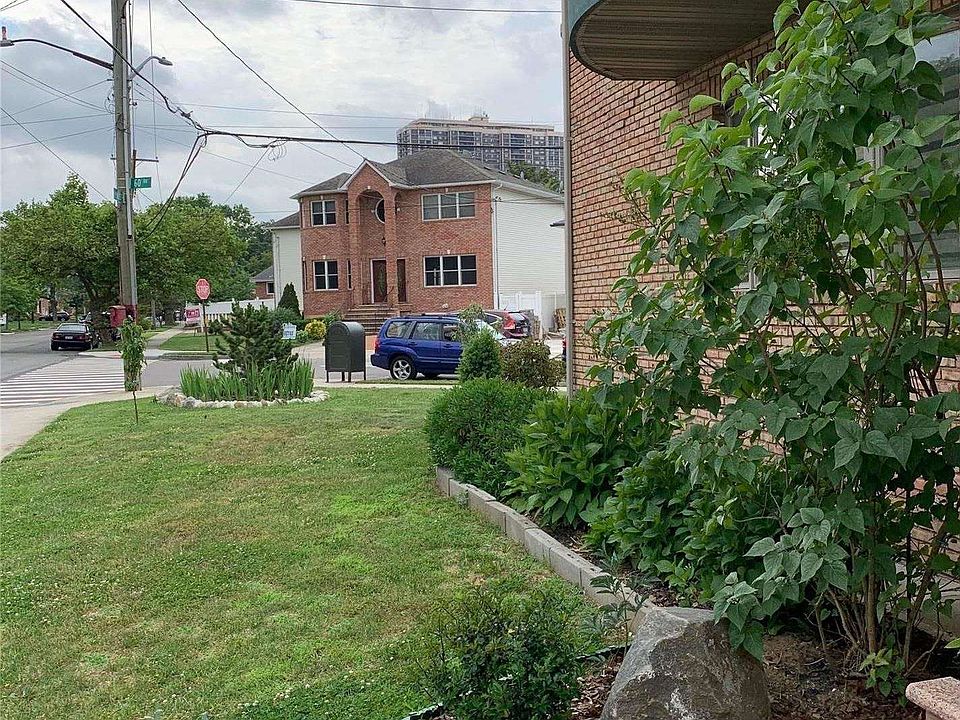 5860 Hewlett St, Little Neck, NY 11362 MLS 3390427 Zillow