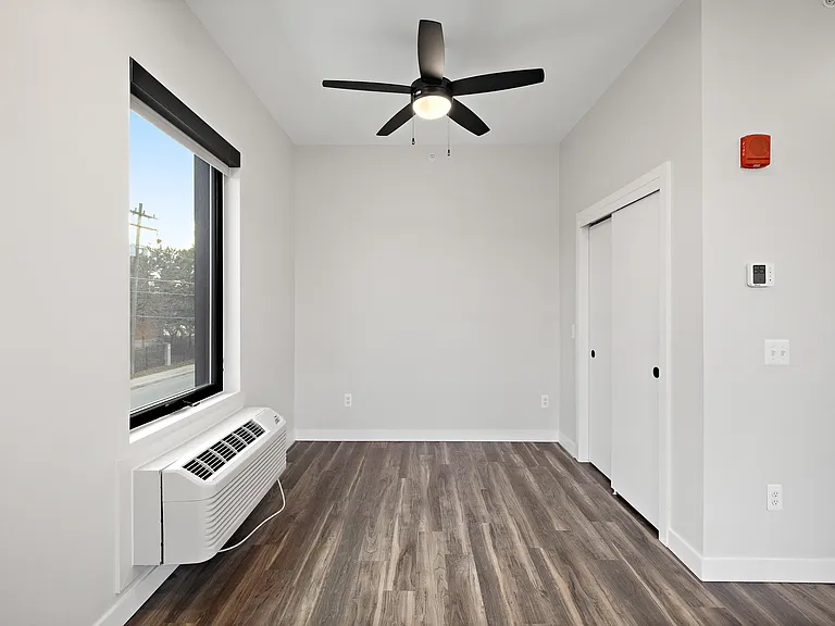 7631 E Lafayette St #21 — Photo 8