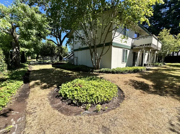 Greenfield Apartments