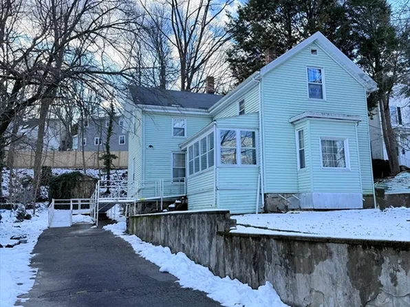 49 Dale St, Roslindale, MA 02131