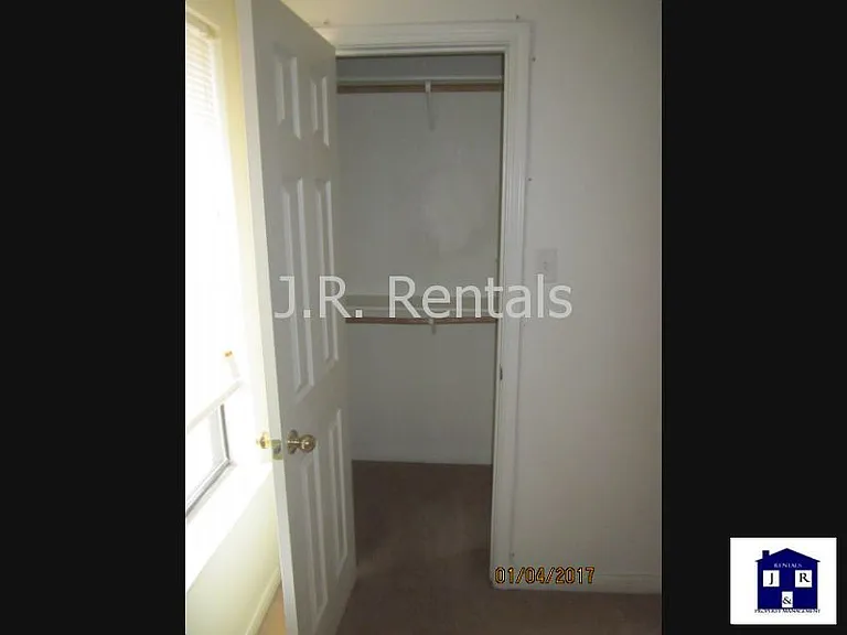 305 Cedar Ridge Dr #A — Photo 16