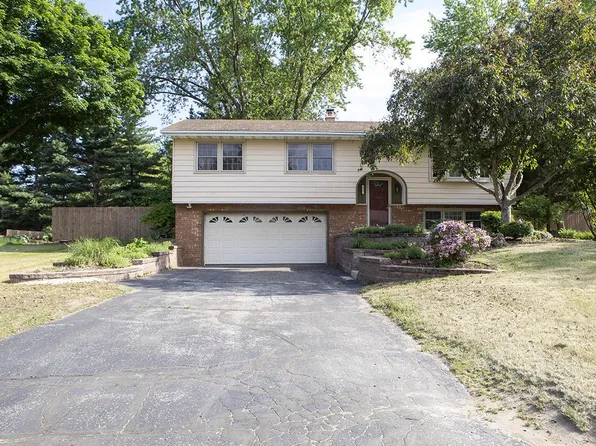 315 State STREET, Dousman, WI 53118