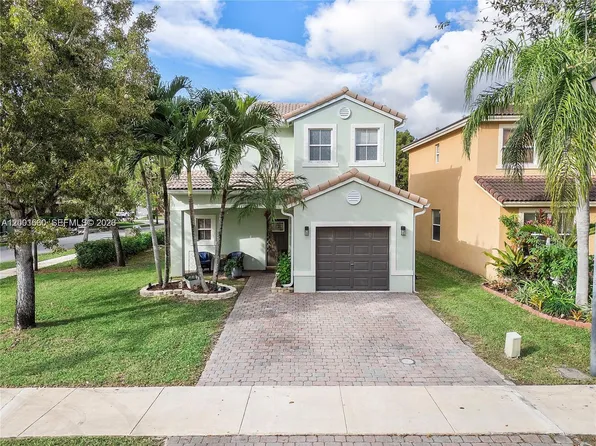1975 SE 14th St, Homestead, FL 33035