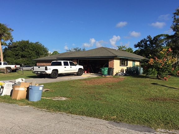 3rd image of 772 NW Cardinal Dr