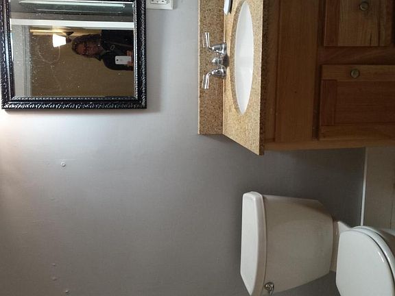 3rd image of 750 Lake Dr SE