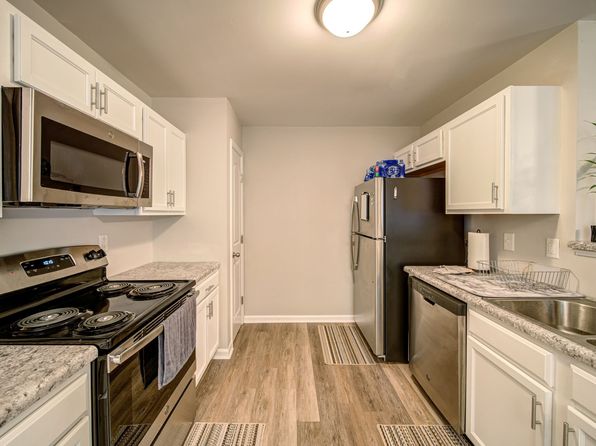 35-103 Kivett Rd #77