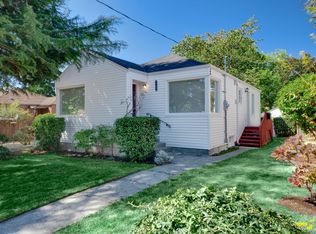 7723 29th Ave NW, Seattle, WA 98117