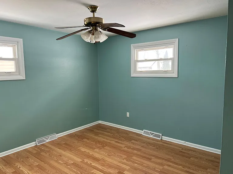 4271 Belle Ave — Photo 7